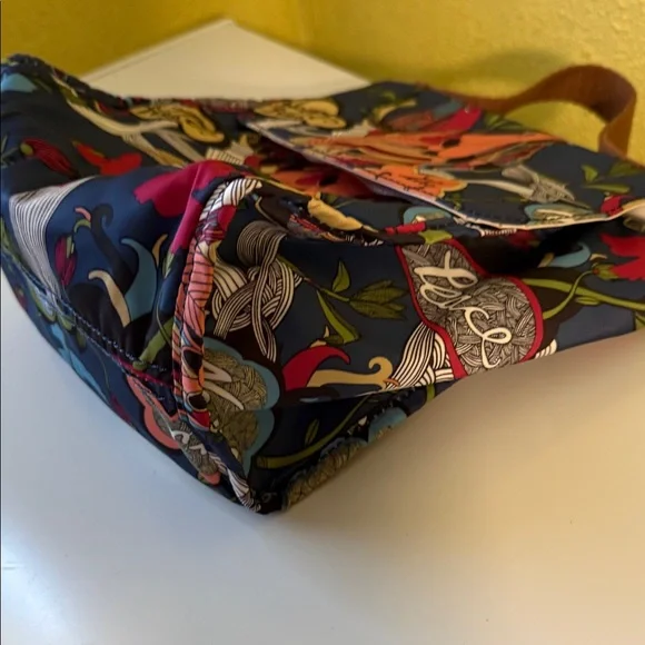 Sakroots Multicolor Bird and Floral Lunch tote - Picture 6 of 7